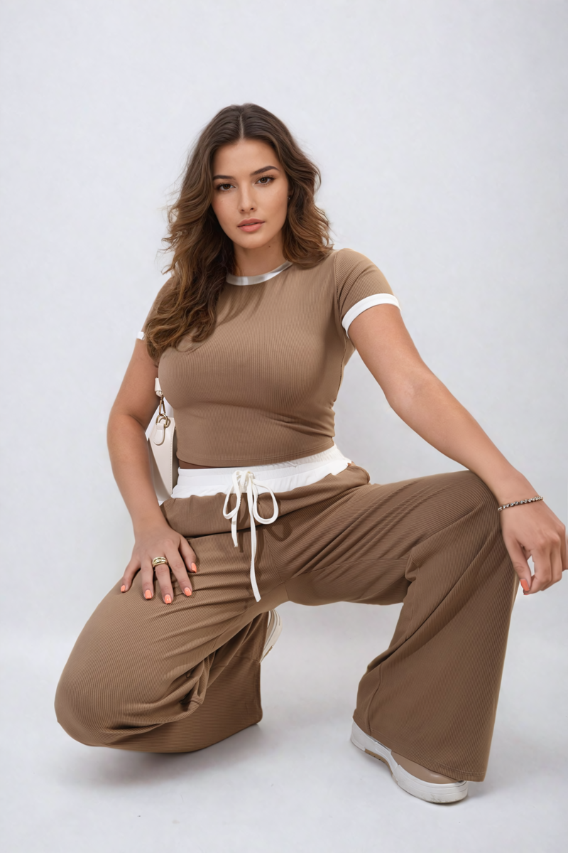 Cooper Allan Moda Contrasting Trim Crop Top and Trousers Co-ord Set